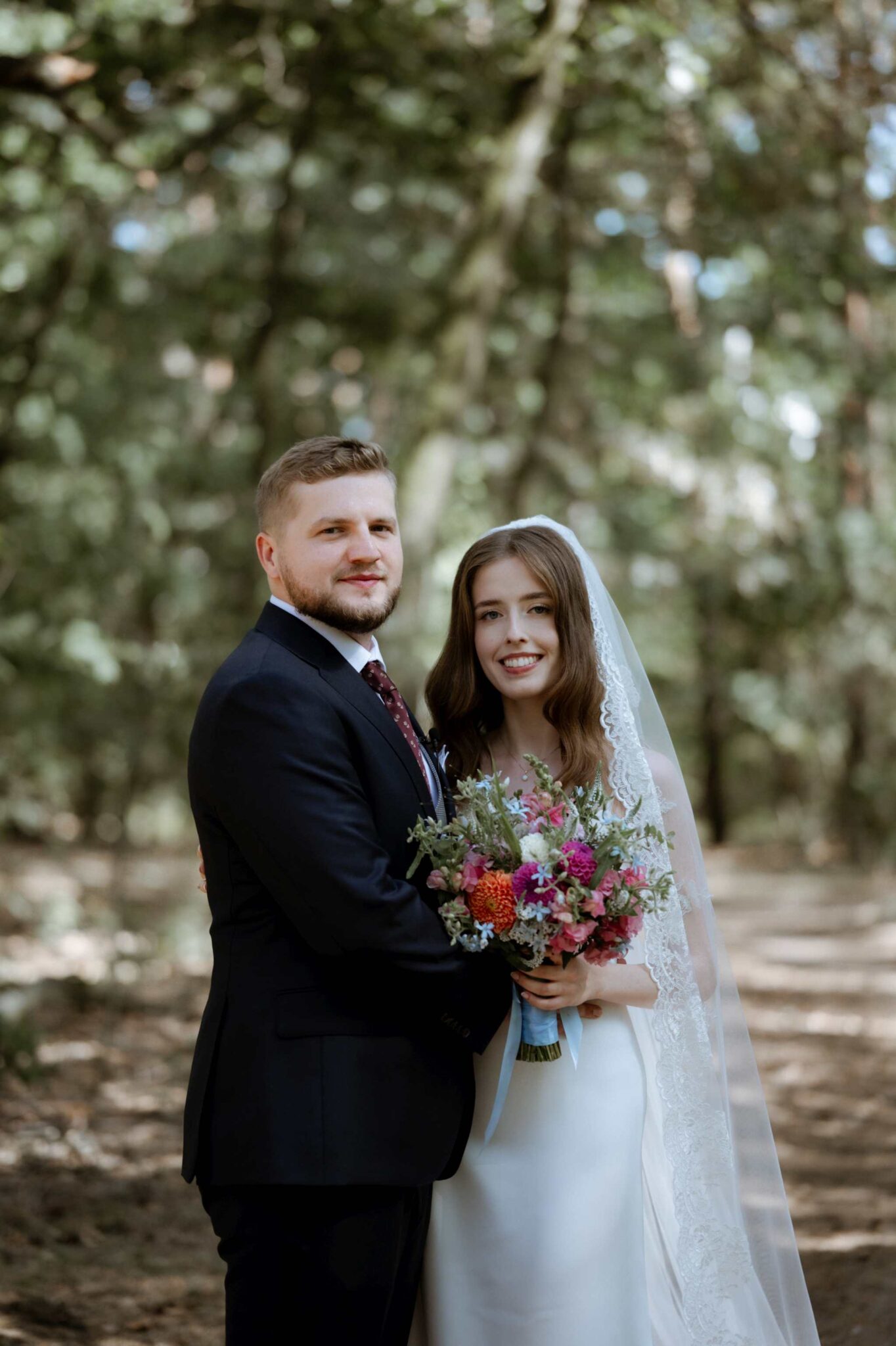 first look pary młodej w plenerze